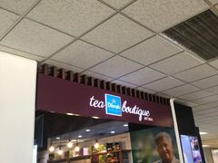 -班达拉奈克国际机场