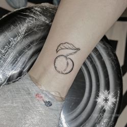 -SNOW TATTOO STUDIO
