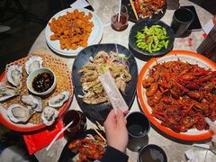 -沪小胖小龙虾(淮海中路旗舰店)