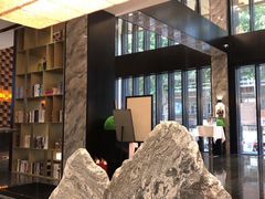 -乔治莫兰迪酒店(济南解放路山东大学店)