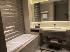 -兴芮温泉度假区