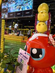 -蹦蹦跳跳(新奥购物中心店)