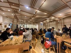 大堂-小满手工粉(上海品尊国际店)