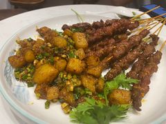 -犇逸·乐山跷脚牛肉·四川现炒(览海店)