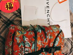 -GIVENCHY(佛罗伦萨小镇奥莱店)