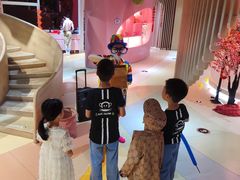 -水桶王国主题餐厅·聚会·生日派对·亲子活动·家庭套餐(亚龙湾希尔顿店)