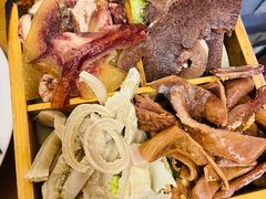 -楠柏弯休闲山庄(梨花溪店)