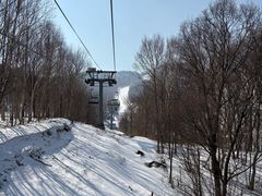 -亚布力新体委滑雪场