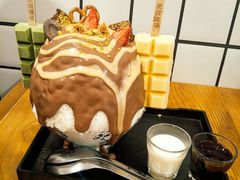 布朗尼限定生乳冰-WONDER ICE 萬得冰田(建設路总店)