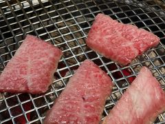 -铭牛烧肉·和牛海鲜自助(高新月牙湖店)