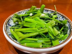 -琥珀老六龙虾(四里河店)