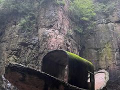 -龙潭大峡谷