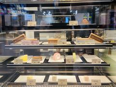面包甜点陈列柜-麦当劳(小白楼店)