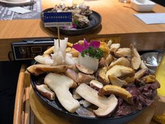 -一朵菌·野生菌探索家火锅(南亚店)