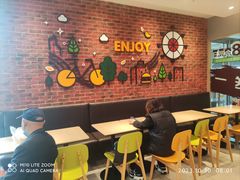 -德克士(华地广场店)