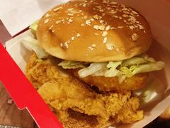 花生霸王双层堡-肯德基(汇腾店)