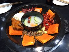 -重庆古老火锅