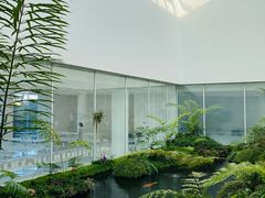 -罗红摄影艺术馆