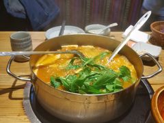 -野山舂·贵州现舂酸汤牛肉(东山店)