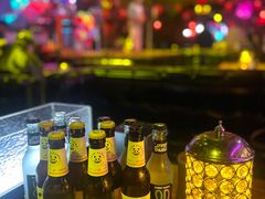 -喜鹊音乐酒馆(西街店)