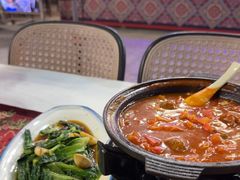 -刘姐啤酒鱼民族演艺餐厅(西街总店)