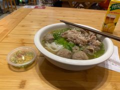 -狮头牌卤味研究所·卤味饭(花城汇南区店)