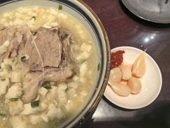 普通羊肉泡馍-老兰家传统烧烤炒菜泡馍(小南门店)