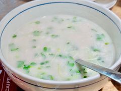 -聚鑫朋酸菜肥肠(文艺路口店)