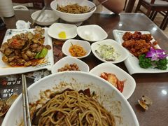 -贵宾庄炸酱面·韩式料理(高区店)