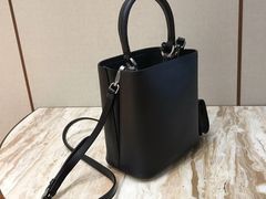 -PRADA普拉达(国际广场店)