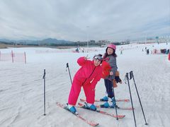 -华彬猛犸滑雪场