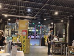 -龙巢盱眙龙虾·牛蛙·烧烤宵夜(八卦岭店)