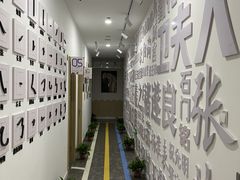 -缤纷鸟美术书法(汉神购物广场校区)