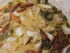-鱼亨小鲜酸菜鱼(大信店)