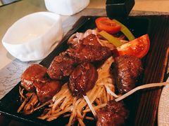 -穹六人间 people 6(岳阳路店)