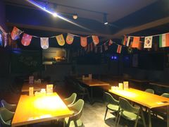 -京狮炙燥·精酿烧烤(首经贸店)