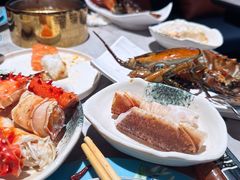 -雍容荟帝王蟹活龙虾展台自助(IFS黑金店)