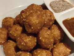 干炸小丸子-真地道京味府·鲜橙烤鸭·北京菜(朝外大街东大桥店)