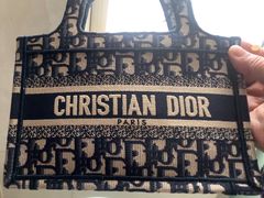 -小飞侠奢侈品回收 寄卖 养护(宝山宝龙广场店)