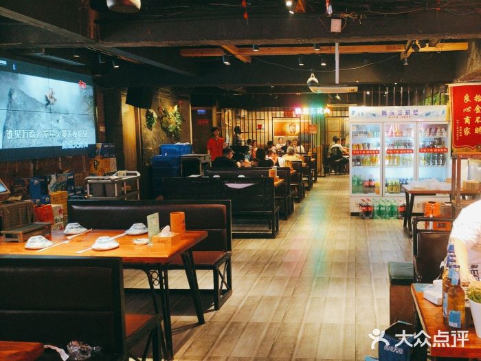 在老街·淮安大排档·甜麻干煸龙虾·烧烤(河下古镇店)图片