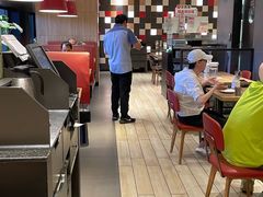 -必胜客(海雅PH店)