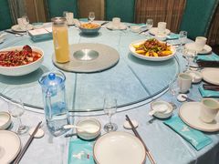 包厢-海派美食·家宴海鲜青岛菜·石锅鲽鱼头(东方城店)