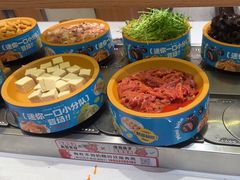 -龍歌自助小火锅(市南金茂湾店)