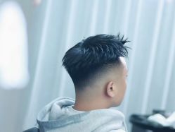 -豪帅男士理容馆