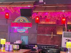 -喜鹊音乐酒馆(西街店)
