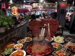 -萍姐火锅·公路夜市(武汉首店)