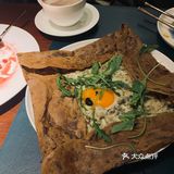 来喽来喽，神仙甜品，草莓味的提拉米苏，颜值就不用我说