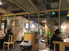 大堂-蛙蛙叫干锅年代(簋街总店)