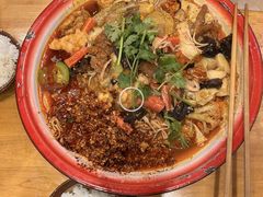 -老街市井麻辣烫(龙湖滨江天街店)