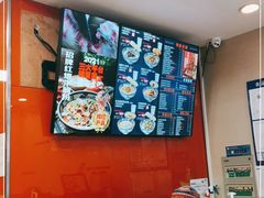 -鑫花溪牛肉米粉(凤凰街创始总店)